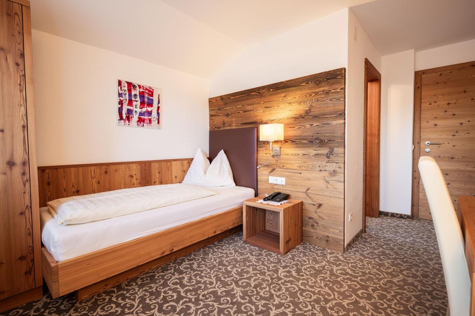 Garni Jasmin Bed & Breakfast Castelrotto Ngoại thất bức ảnh